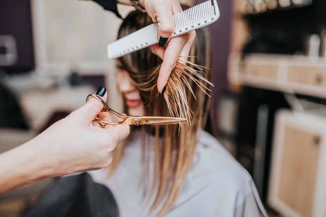 Comment choisir un coiffeur visagiste à Mâcon ?